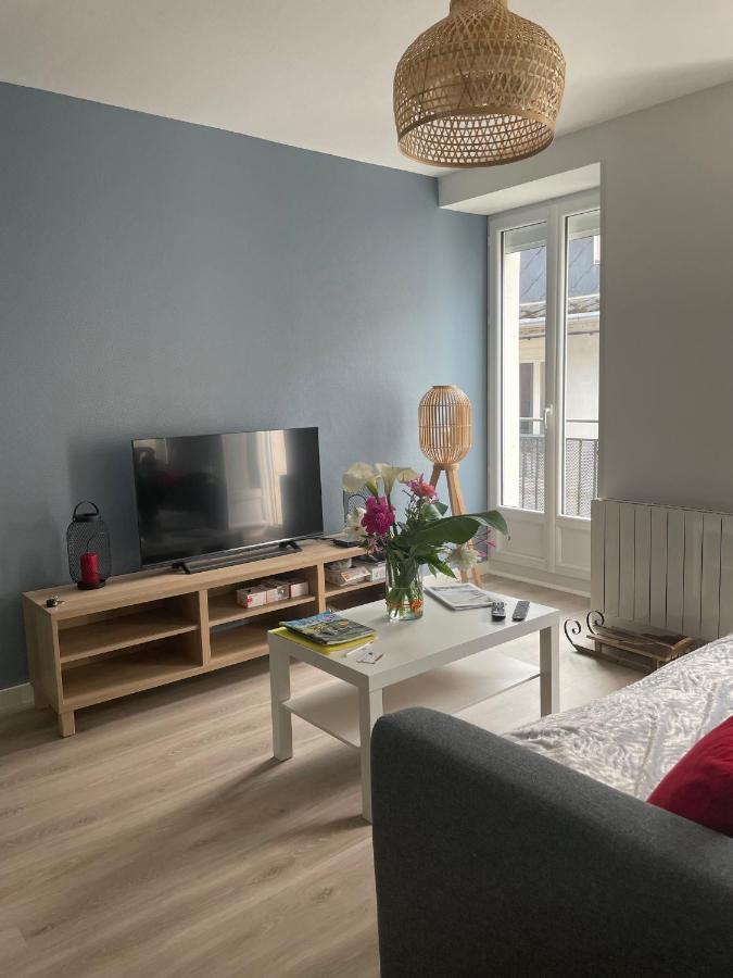Bel appartement T3 rénové avec cour intérieure - Villa Marie Bagnères-de-Luchon Esterno foto