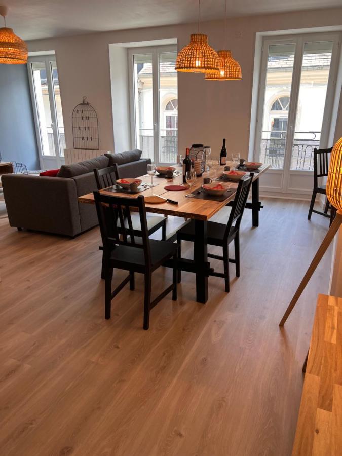 Bel appartement T3 rénové avec cour intérieure - Villa Marie Bagnères-de-Luchon Esterno foto