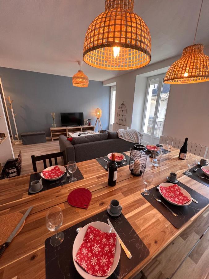 Bel appartement T3 rénové avec cour intérieure - Villa Marie Bagnères-de-Luchon Esterno foto