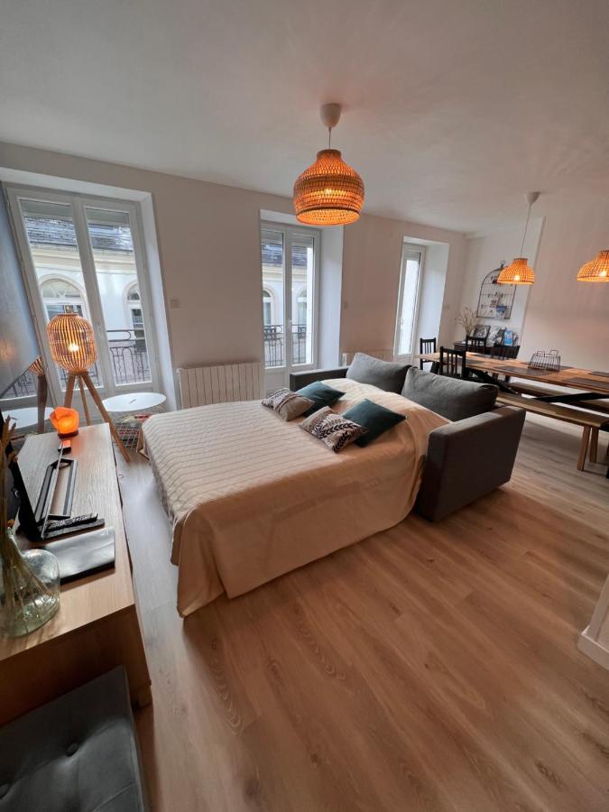 Bel appartement T3 rénové avec cour intérieure - Villa Marie Bagnères-de-Luchon Esterno foto